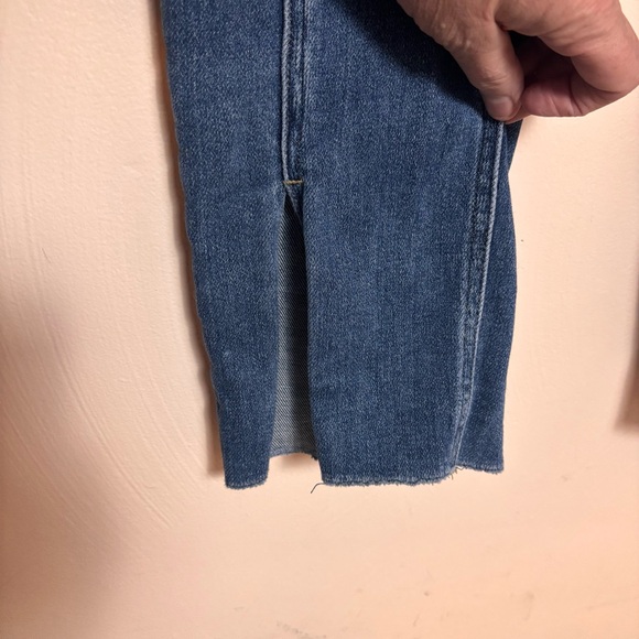 Vervet Women’s Jeans Front Slit Ankle Jean Center Seam Blue 2% Spandex Size 28 - Picture 3 of 7